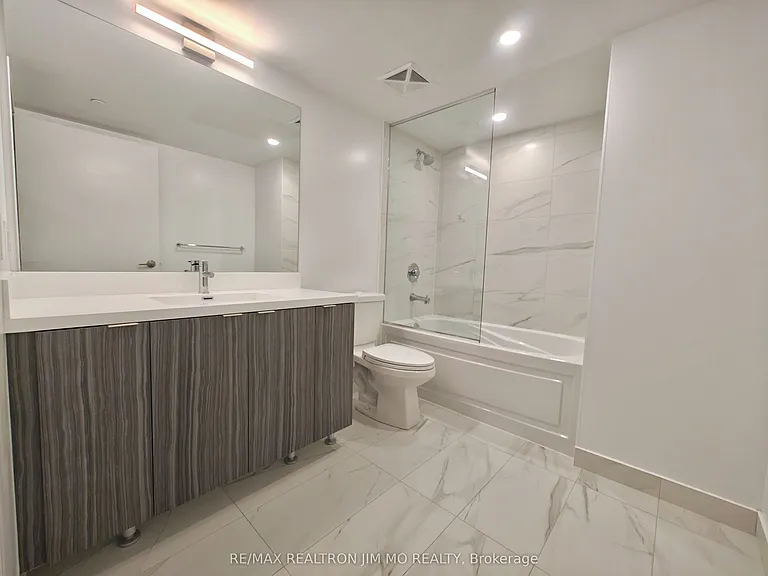 219 Dundas St E #1907 — Photo 7