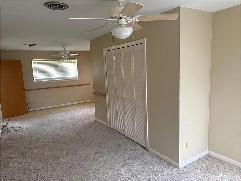 710 Camellia Ave — Photo 13