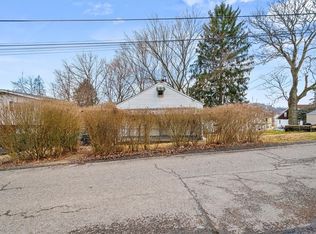 642 Ridge Ave, Carnegie, PA 15106