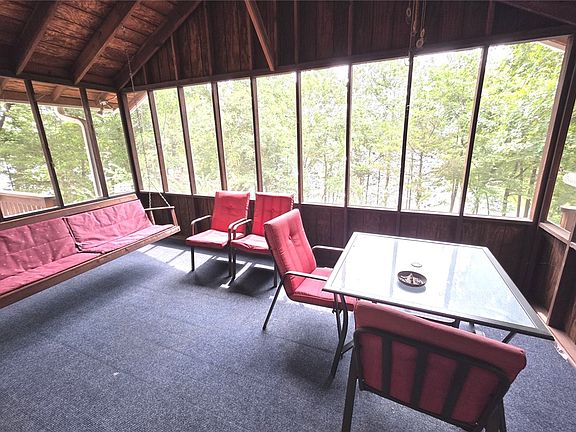 3rd image of 88 Lake Forest Dr