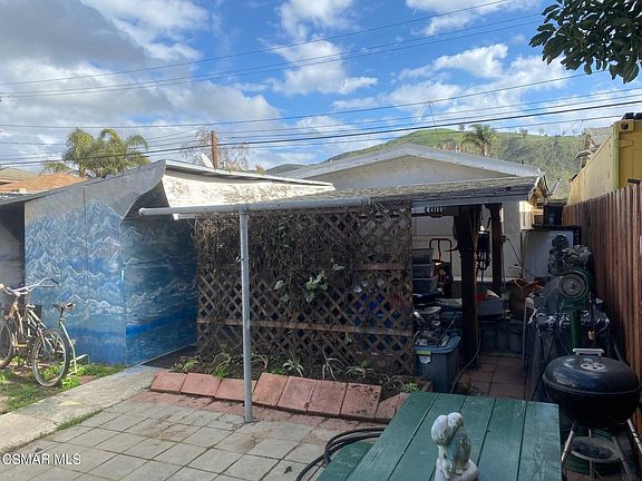 5th image of 970 N Olive St