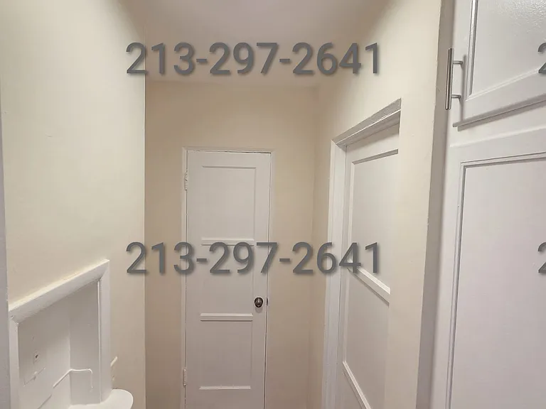 5527 Whitsett Ave #5521-D — Photo 15