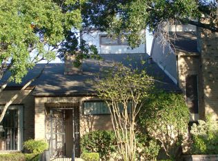 8942 Willmon Way, Windcrest, TX 78239