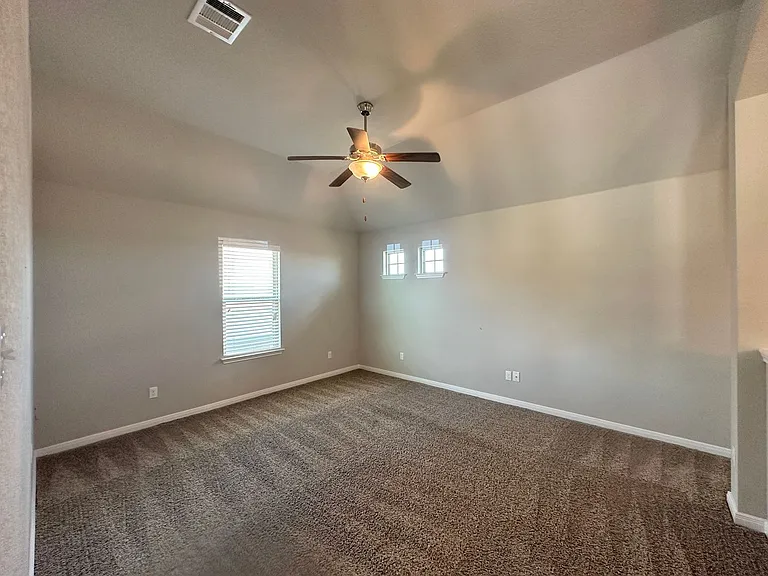 3424 Addison St — Photo 34