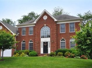 12513 Ridgegate Dr, Herndon, VA 20170