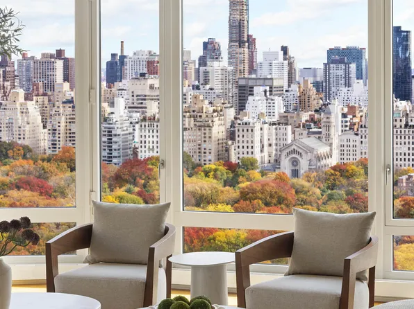 15 Central Park West image 4 of 29