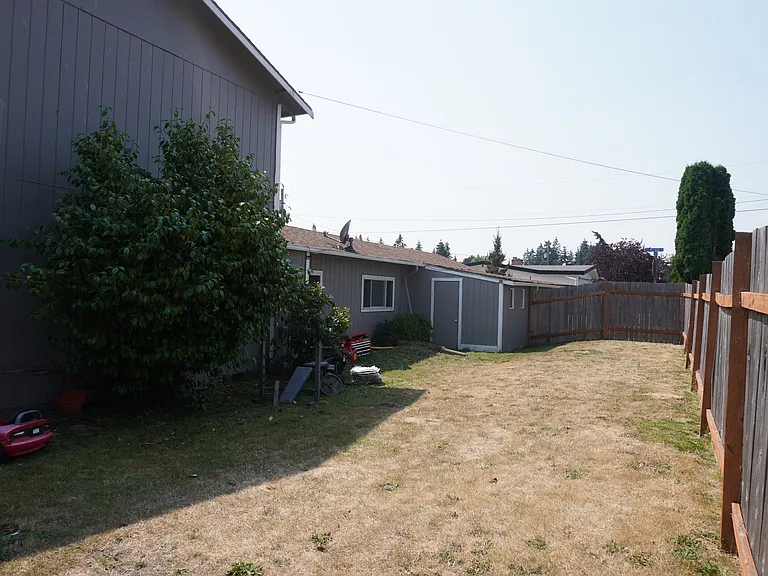24404 15th Ave S — Photo 6