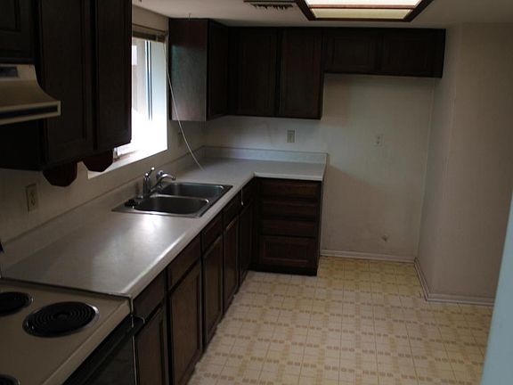 5th image of 8572 E Indian School Rd #C