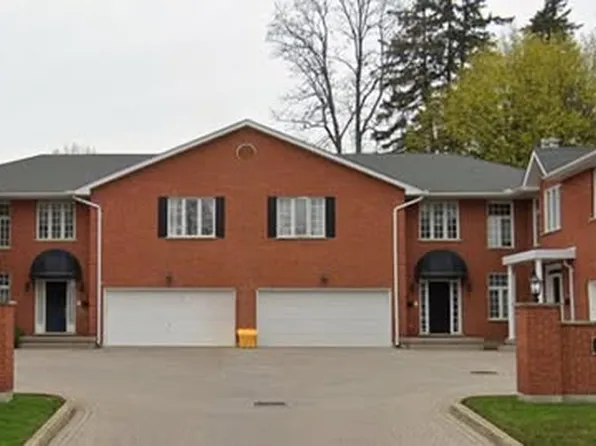 15 Shavian Blvd #2, London, ON N6G 2P1