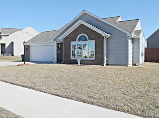 15193 Whitaker Dr, Fort Wayne, IN