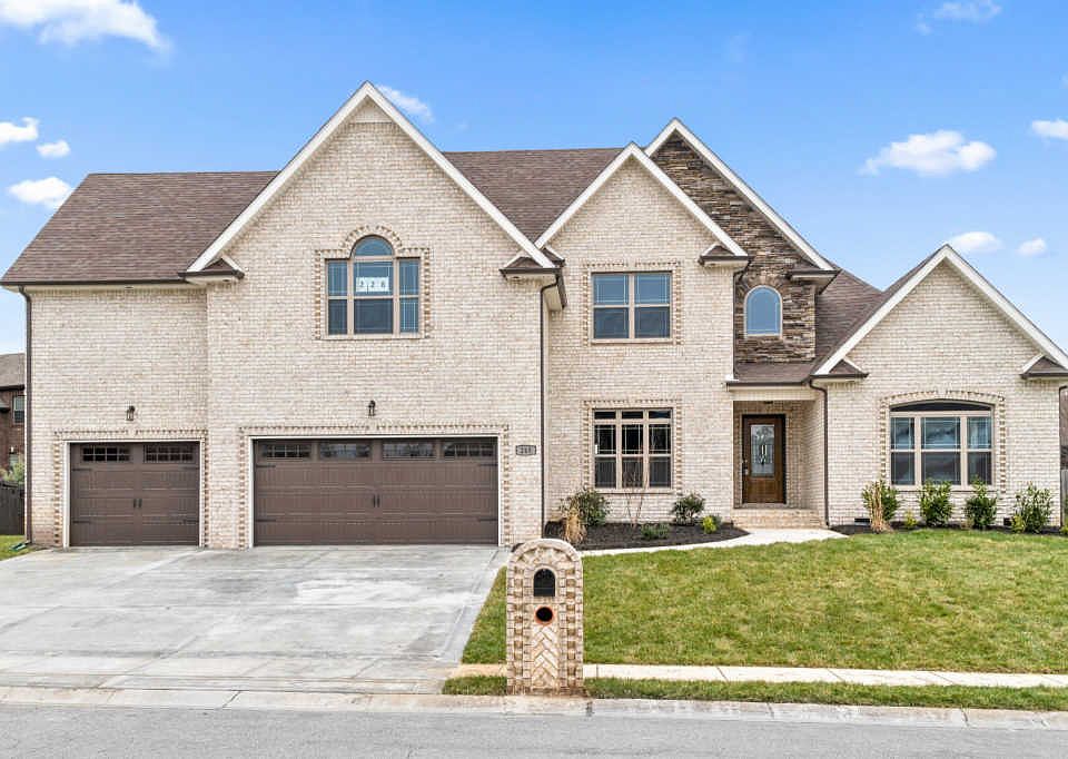 1st image of 6 Wellington Dr
