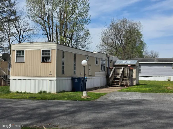 78 Lake Dr, Middletown, PA 17057