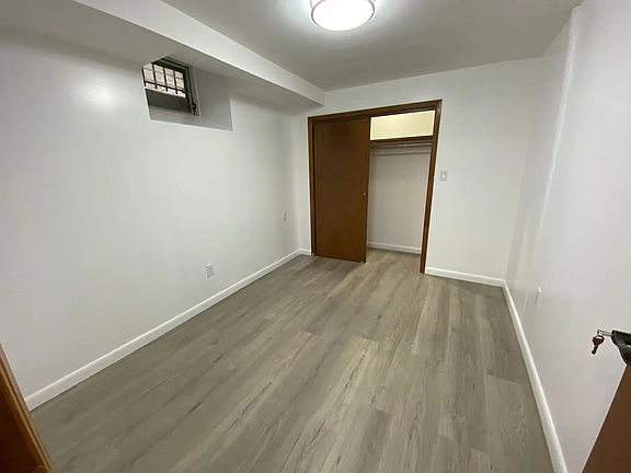 5th image of 28-10 29th St #1B
