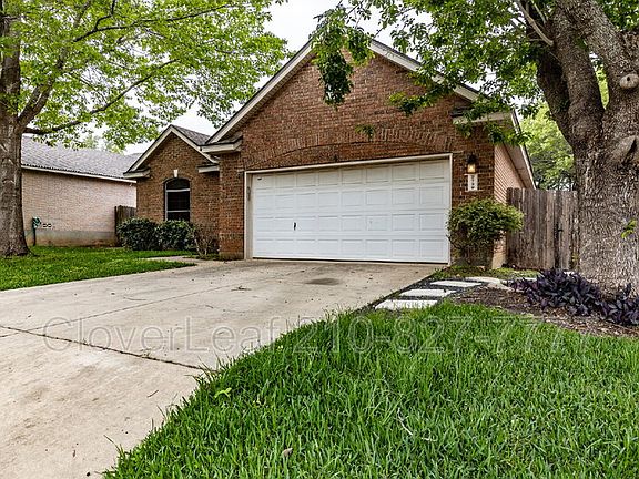 3rd image of 2739 Montebello