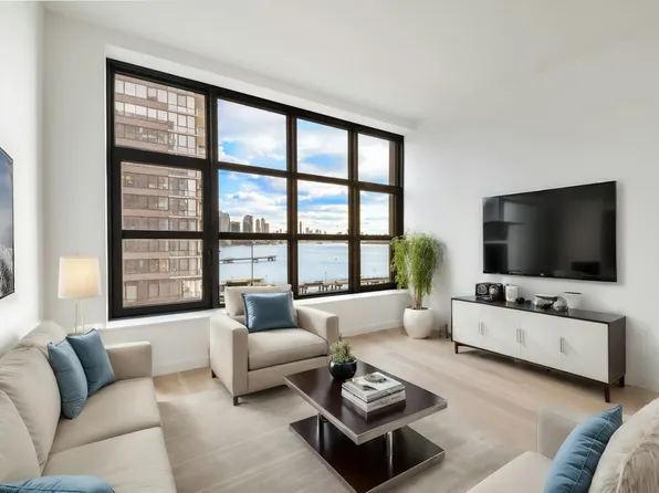 29 Huron St, Brooklyn, NY