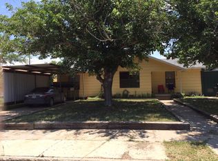 103 N Mary St, Crane, TX 79731