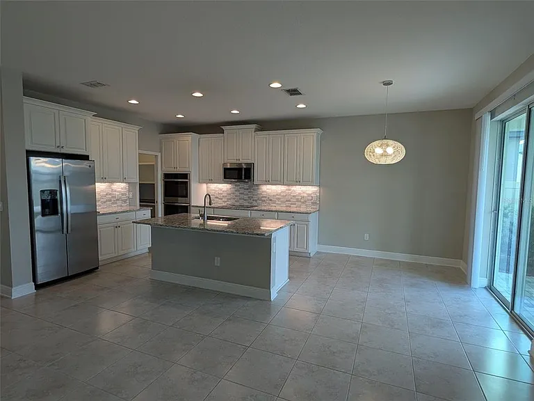 7545 Pool Compass Loop — Photo 2