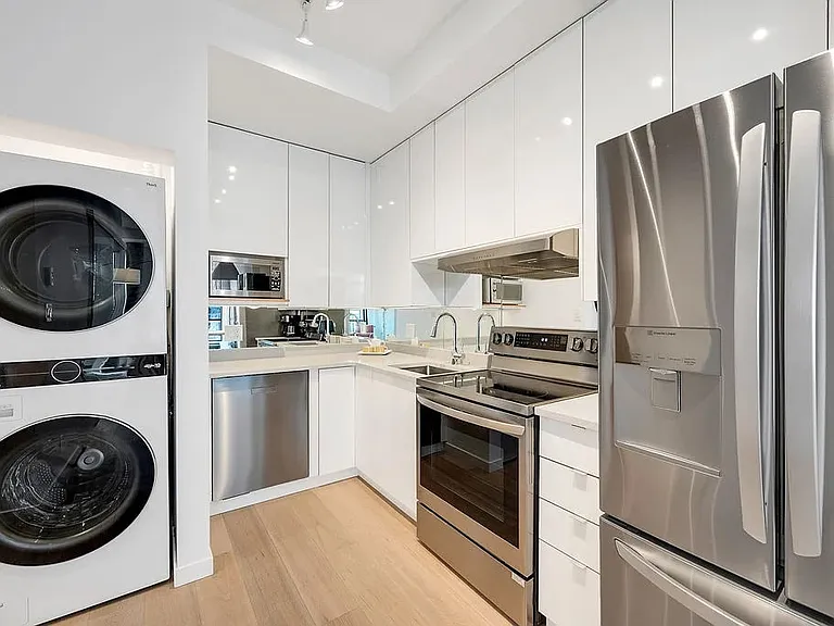409 Swift St #312 — Photo 12