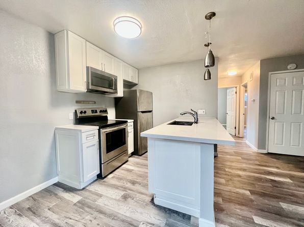 1630 Russell St APT A