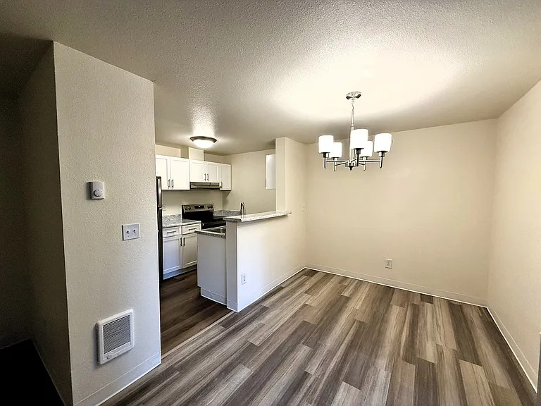 Forest Grove Apartments — Photo 12