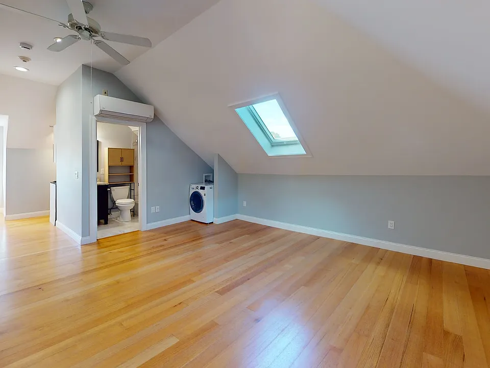40 Berkeley St #6