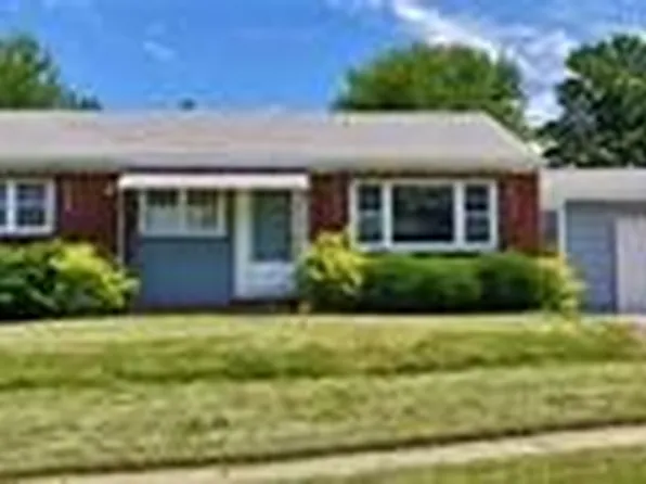 3833 Perry St, Erie, PA 16504
