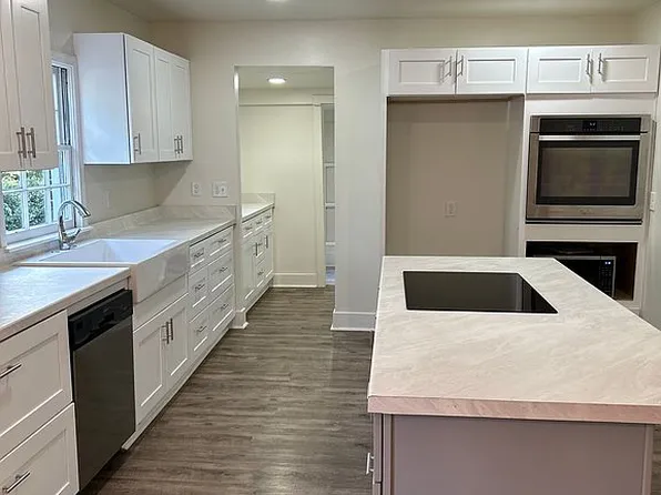 21 Mills St, Mayesville, SC 29104