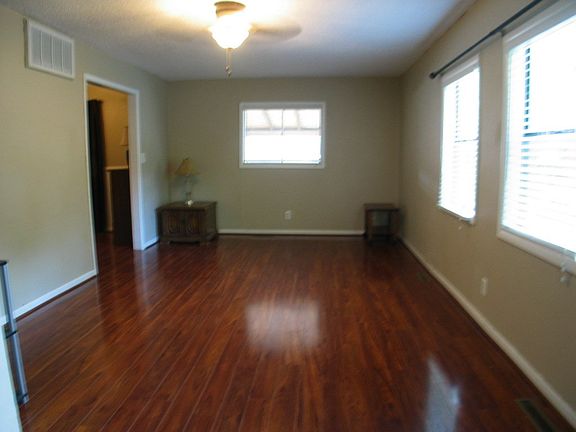 2nd image of 1405 E Eastern Ave