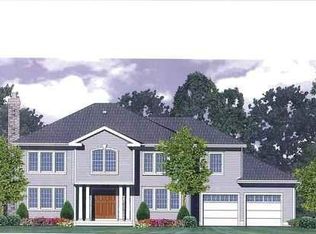 6 Schoen Ln, New Rochelle, NY 10804