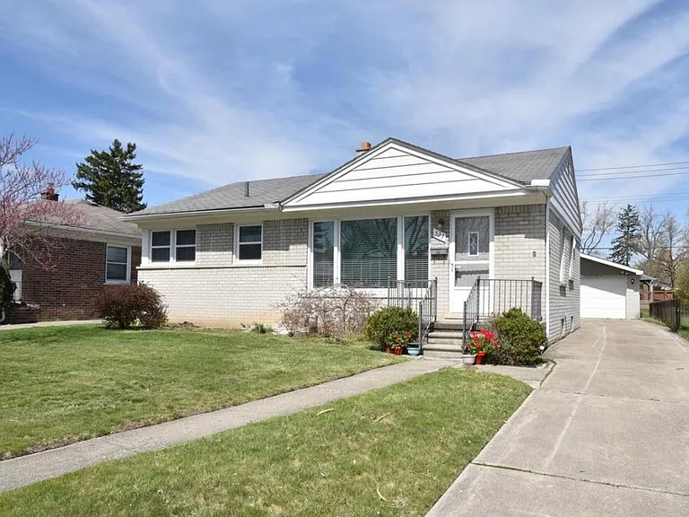 523 E La Salle Ave — Photo 19