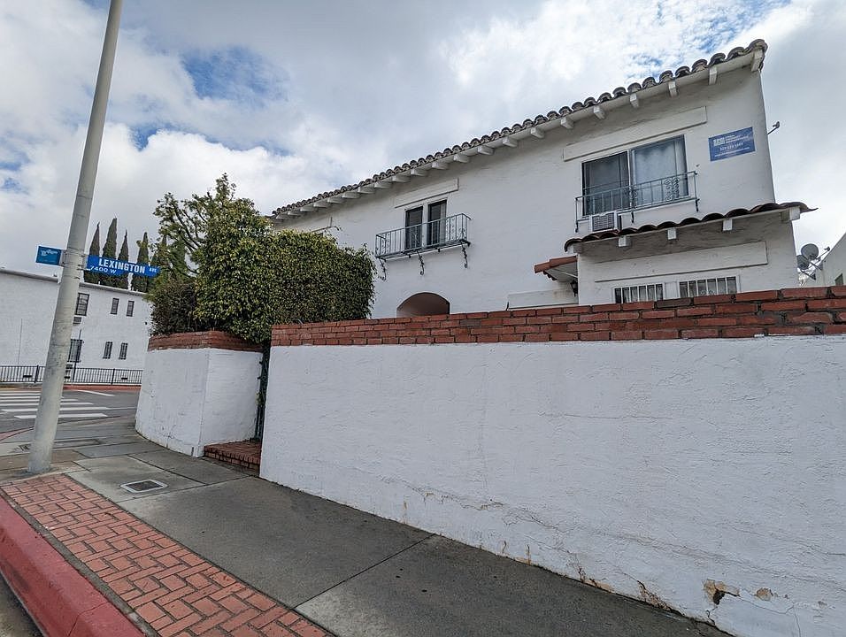 1st image of 1200 N Gardner St APT 2