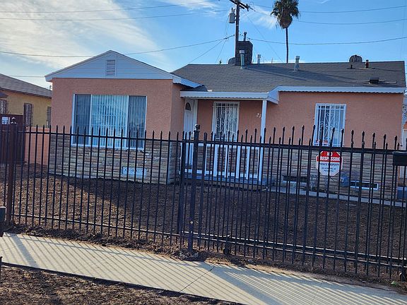 Front curb side view