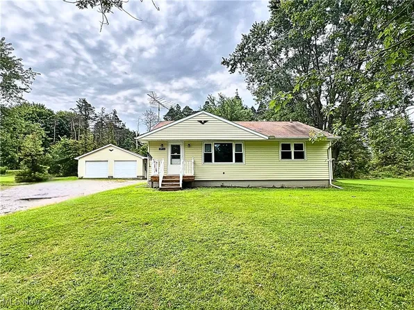 3954 Plymouth Ridge Rd, Kingsville, OH 44048