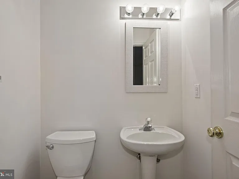 4002 Rosemeade Dr — Photo 5