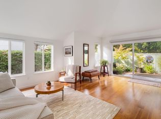 2328 Lakeview Dr, Santa Rosa, CA 95405