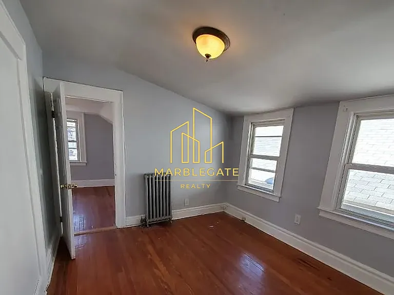 182 Dewey St #22 — Photo 4
