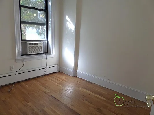 Rented by Bapple | media 10