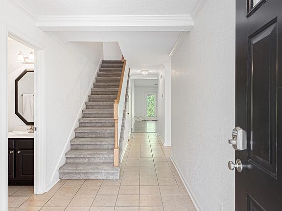 5th image of 623 Concord Villas Way