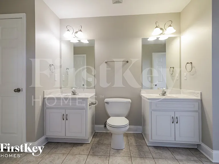 7024 Memory Ln — Photo 12
