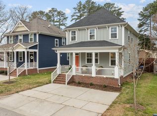 215 7th St, Wake Forest, NC 27587