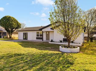 6509 Tina Ct, Forest Hill, TX 76140