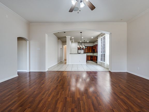 5th image of 1281 Golf Club Dr