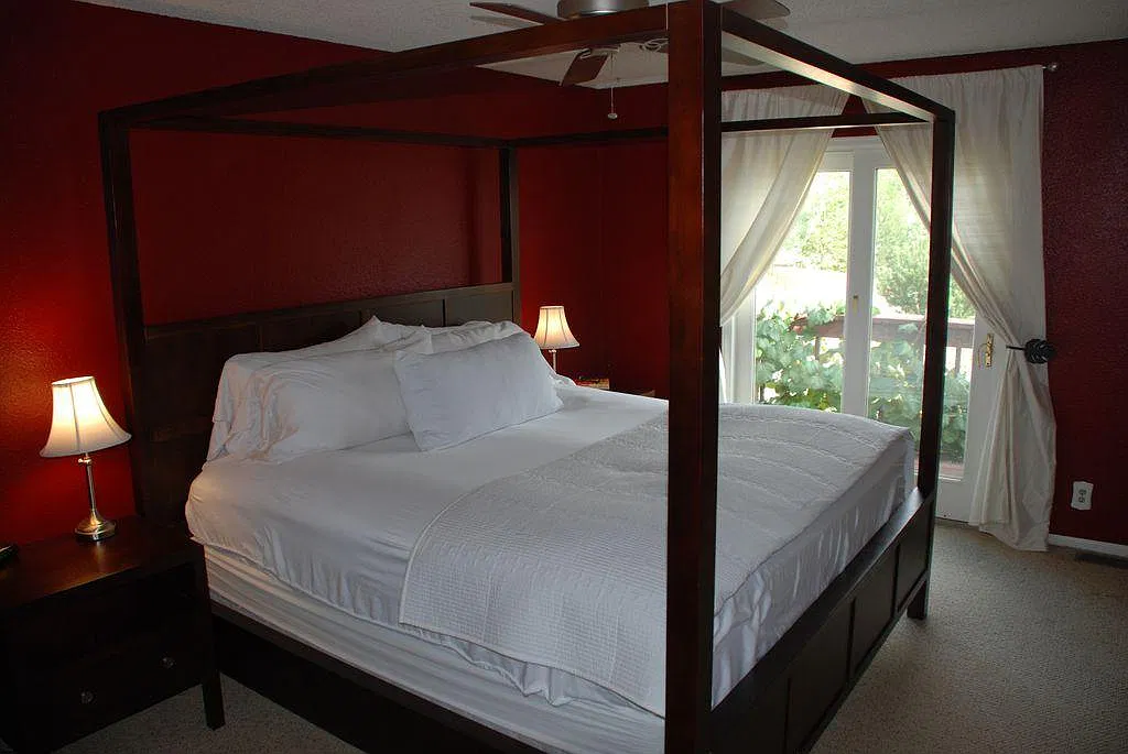 3 bed, 1402 sqft, $2,900 — Photo 3