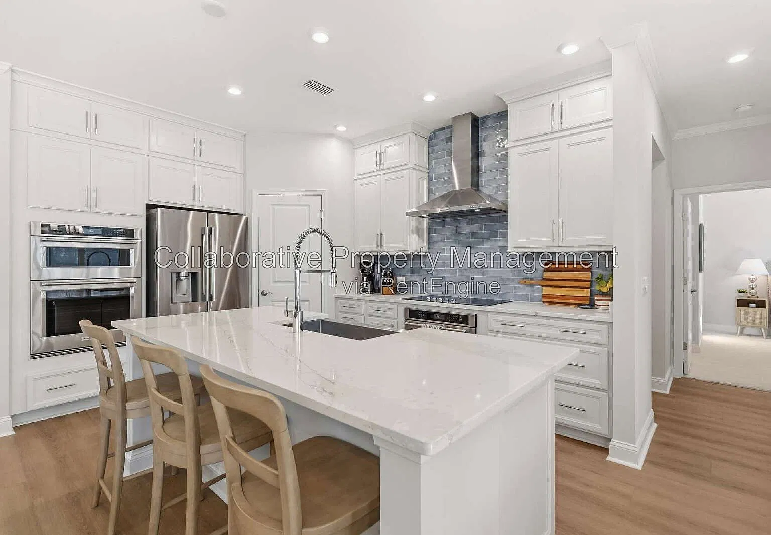 5 bed, 4.5 bath, 3331 sqft, $3,500 — Photo 1