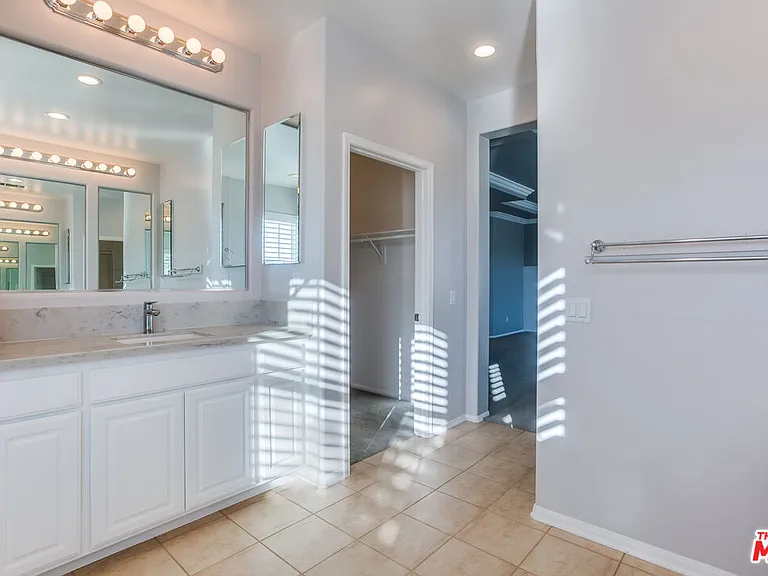 24040 Dandelion Ln — Photo 22
