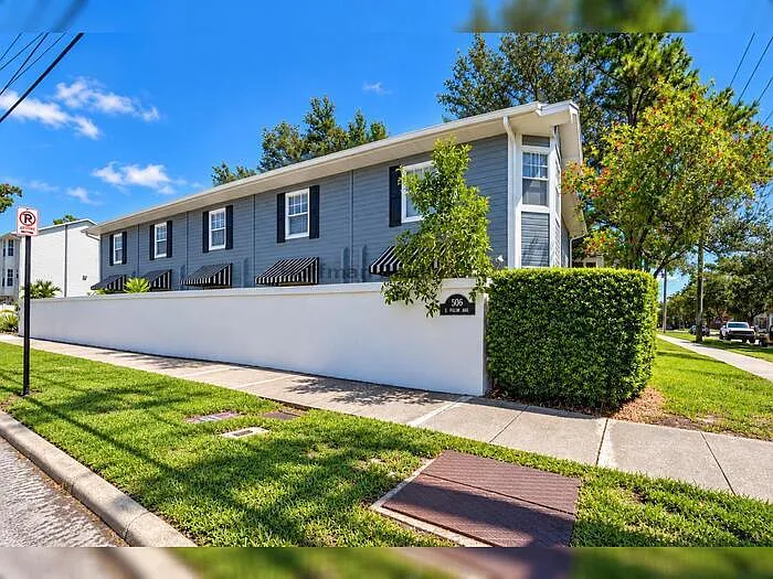2 bed, 2.5 bath, 1038 sqft, $3,450 — Photo 4