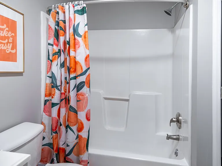 CenterPointe Apartments & Townhomes — Photo 11