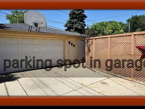 3rd image of 5781 S New York Ave