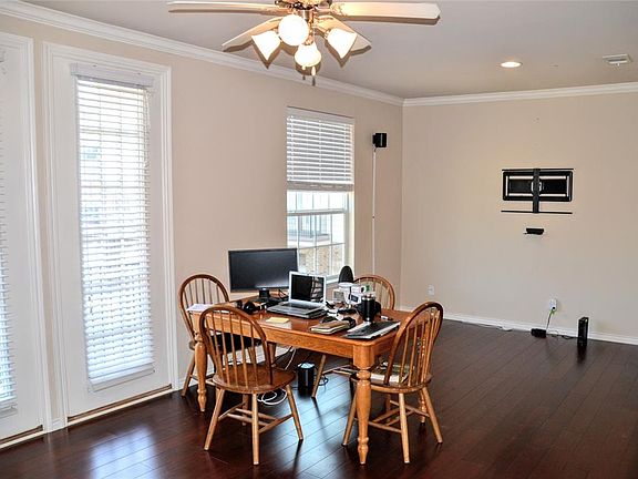 3rd image of 1020 Texas St APT 3202