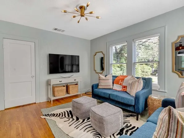606 1/2 W Dobbs St, Tyler, TX 75701